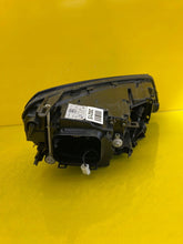 Load image into Gallery viewer, Frontscheinwerfer VW Touareg 7P1941031 Xenon Links Scheinwerfer Headlight SCH1382469750te