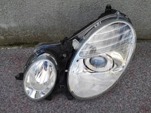 Load image into Gallery viewer, Frontscheinwerfer Mercedes-Benz W211 Xenon Links Scheinwerfer Headlight