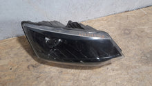 Load image into Gallery viewer, Frontscheinwerfer Skoda Fabia III 6V1941016B 6V1941015B LED Ein Satz Headlight SCH2525513850cp