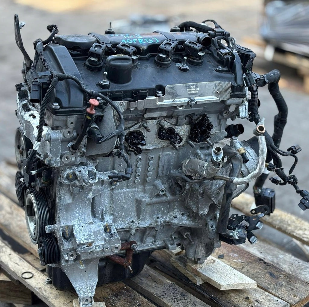 Motor Peugeot 3008 10FKBJ 1.6 THP 30TKm Hybrid Engine Komplett