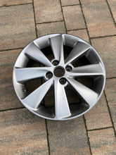 Laden Sie das Bild in den Galerie-Viewer, 1x Alufelge 16 Zoll 6.0&quot; 4x100 53ET 529101J905 Hyundai I20 Rim Wheel