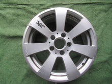 Laden Sie das Bild in den Galerie-Viewer, 1x Alufelge 16 Zoll 7.0" 5x112 43ET Glanz Silber A2044011102 Mercedes-Benz W204 FEL4795413930rz