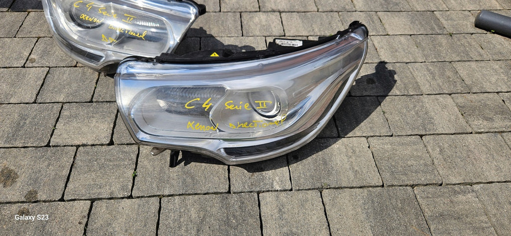 Frontscheinwerfer Citroën C4 II Xenon Ein Stück (Rechts oder Links) Headlight SCH3096156169xl