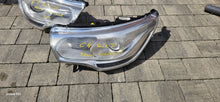 Laden Sie das Bild in den Galerie-Viewer, Frontscheinwerfer Citroën C4 II Xenon Ein Stück (Rechts oder Links) Headlight SCH3096156169xl