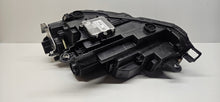 Load image into Gallery viewer, Frontscheinwerfer Skoda Superb 3P1941016 LED Rechts Scheinwerfer Headlight SCH8685149174ea