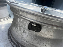 Load image into Gallery viewer, 1x Alufelge 17 Zoll 7.0&quot; 5x114.3 131224 Nissan Qashqai Rim Wheel