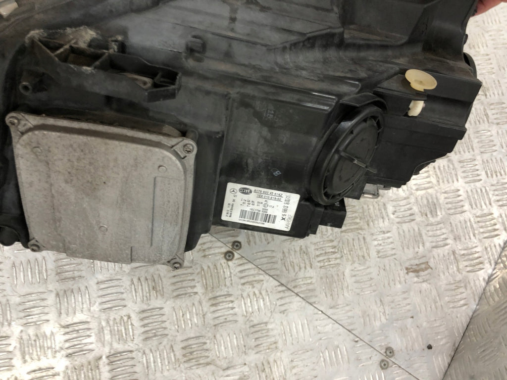 Frontscheinwerfer Mercedes-Benz Amg A1768204361 Xenon Rechts Headlight SCH6688885652hh