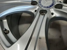 Load image into Gallery viewer, 4x Alufelge 18 Zoll 8.0&quot; 5x112 38ET Glanz Silber A2534010800 Mercedes-Benz Glc