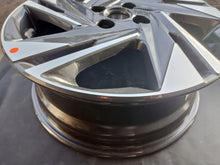 Laden Sie das Bild in den Galerie-Viewer, 1x Alufelge 16 Zoll 6.0" 4x100 50ET Glanz Graphit 5291000200 Hyundai Bayon Mg FEL3587531554ku