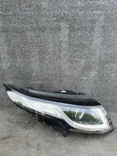 Laden Sie das Bild in den Galerie-Viewer, Frontscheinwerfer Land Rover Range Evoque GJ32-13W029 Rechts oder Links SCH6933787406eh