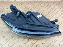 Load image into Gallery viewer, Frontscheinwerfer VW Passat B8 3G1941036P 3G1941035P LED Ein Satz Headlight SCH2790517921tn