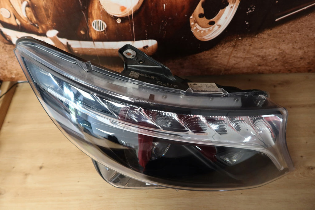 Frontscheinwerfer Mercedes-Benz Vito W447 Eqv A4479063301 LED Rechts oder Links