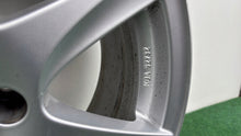 Load image into Gallery viewer, 1x Alufelge 17 Zoll 7.5" 5x112 30ET KBA52732 RK2PJR Audi I Golf Rim Wheel FEL4912754576ct