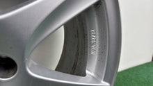 Load image into Gallery viewer, 1x Alufelge 17 Zoll 7.5" 5x112 30ET KBA52732 RK2PJR Audi I Golf Rim Wheel FEL4912754576ct