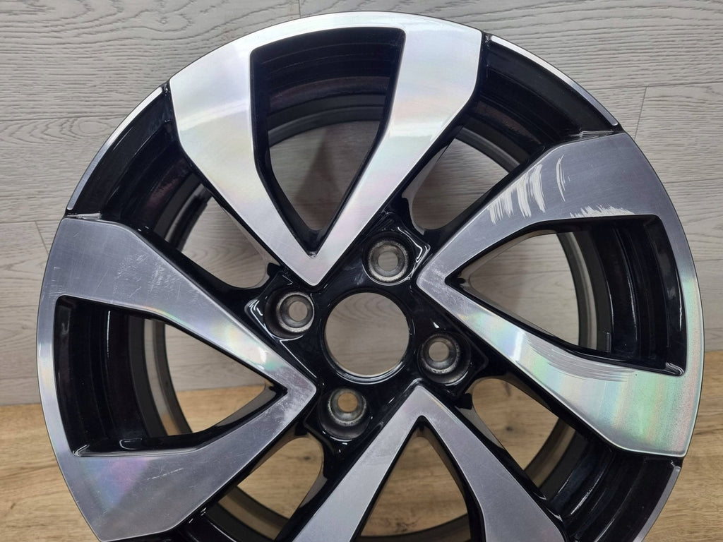1x Alufelge 15 Zoll 5.5" 4x100 41ET Glanz Silber 1S0601025CE Mg Up Rim Wheel FEL3110646230mj