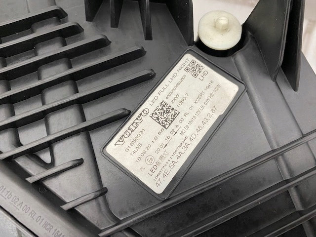 Frontscheinwerfer Volvo Xc60 31108596 31655231 Ein Satz Scheinwerfer Headlight SCH7495722451hb