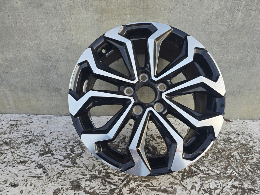 1x Alufelge 17 Zoll 7.0" 5x114.3 CM1107-5 Toyota Auris Rim Wheel FEL2073963681er