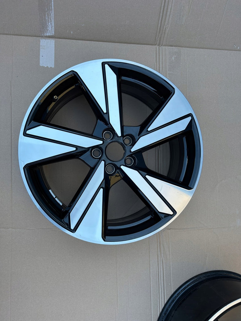 1x Alufelge 18 Zoll 7.0" 5x100 51ET Glanz Silber 6F0071498A Cupra Ibiza V FEL2258174743gb