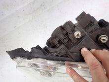 Load image into Gallery viewer, Frontscheinwerfer Mercedes-Benz W245 A1698208461 Xenon Rechts Headlight SCH5443099308wv