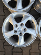 Load image into Gallery viewer, 4x Alufelge 15 Zoll 6.0" 5x114.3 50ET Glanz Silber Mazda Premacy Rim Wheel FEL8129788690ch