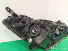 Load image into Gallery viewer, Frontscheinwerfer Toyota Yaris LED Links Scheinwerfer Headlight