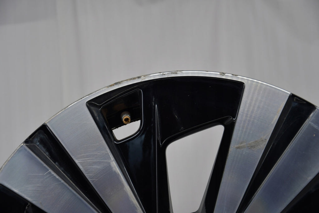 1x Alufelge 17 Zoll 7.0" 5x108 40 5ET Glanz Schwarz 32209235 Volvo Rim Wheel