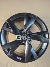 Laden Sie das Bild in den Galerie-Viewer, 1x Alufelge 17 Zoll 6.5" 5x112 46ET 5E3601025 Skoda Octavia 5e3 Rim Wheel FEL7166060361yp