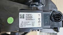 Laden Sie das Bild in den Galerie-Viewer, Frontscheinwerfer Tesla 3 Y 1514952-000-C Links Scheinwerfer Headlight