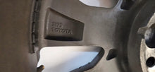 Laden Sie das Bild in den Galerie-Viewer, 1x Alufelge 17 Zoll 7.0&quot; 5x108 46ET Silber 9806454377 Toyota Proace Rim Wheel