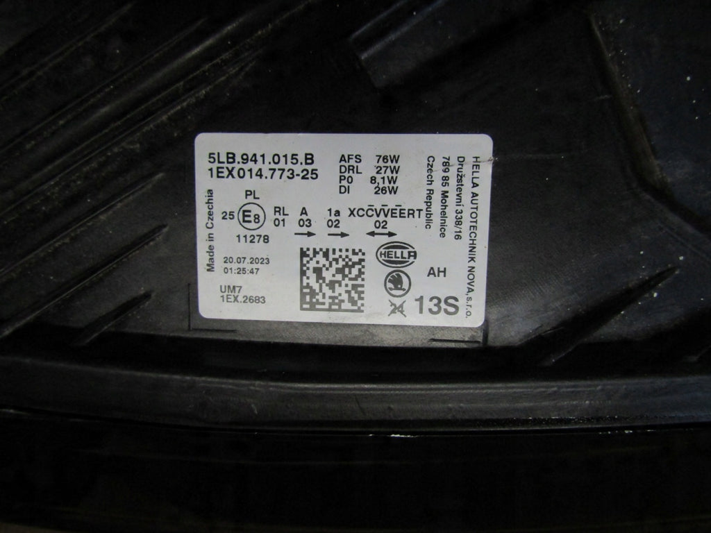 Frontscheinwerfer Skoda Enyaq 5LB941015B LED Links Scheinwerfer Headlight