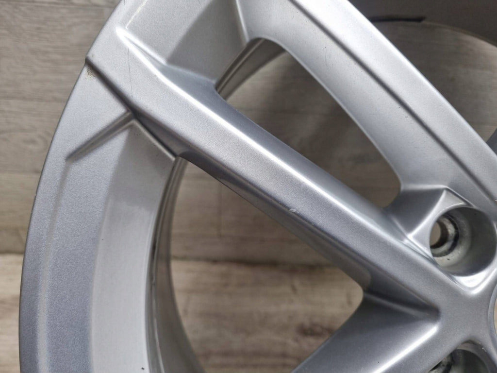 1x Alufelge 17 Zoll 7.5" 5x112 49ET Glanz Silber 5G0601025AP VW Golf Vii FEL4824025208iq