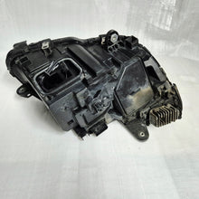 Laden Sie das Bild in den Galerie-Viewer, Frontscheinwerfer Mercedes-Benz W205 A2059063703 Links Scheinwerfer Headlight SCH7951631430rt