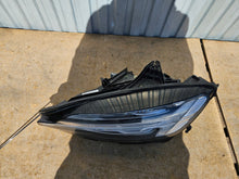 Laden Sie das Bild in den Galerie-Viewer, Frontscheinwerfer Volvo V60 S60 III 32404689 Links Scheinwerfer Headlight SCH6290477751ax