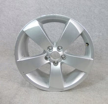 Load image into Gallery viewer, 1x Alufelge 17 Zoll 7.0&quot; 5x100 41ET Glanz Silber 5J7601025B Skoda Fabia Ii