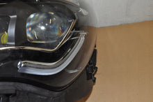 Laden Sie das Bild in den Galerie-Viewer, Frontscheinwerfer Mercedes-Benz Cla A1189068900 LED Links Scheinwerfer Headlight SCH2215550359nw