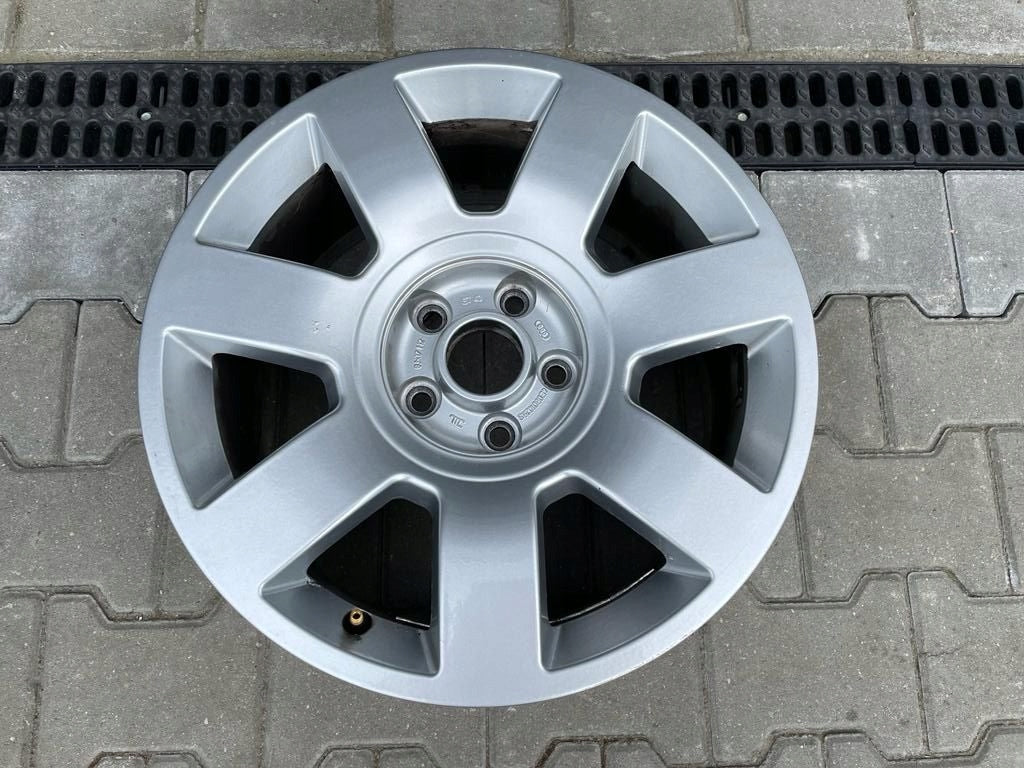 1x Alufelge 17 Zoll 8.0" 5x112 43ET Glanz Silber 4E0601025S Audi A8 Rim Wheel FEL6835595457zo