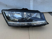 Laden Sie das Bild in den Galerie-Viewer, Frontscheinwerfer Skoda Fabia III 6V1941016D Rechts Scheinwerfer Headlight SCH5158307079cv