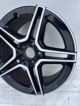 Laden Sie das Bild in den Galerie-Viewer, 1x Alufelge 18 Zoll 7.5&quot; 5x112 49ET Glanz Schwarz A1774011500 Mercedes-Benz W177