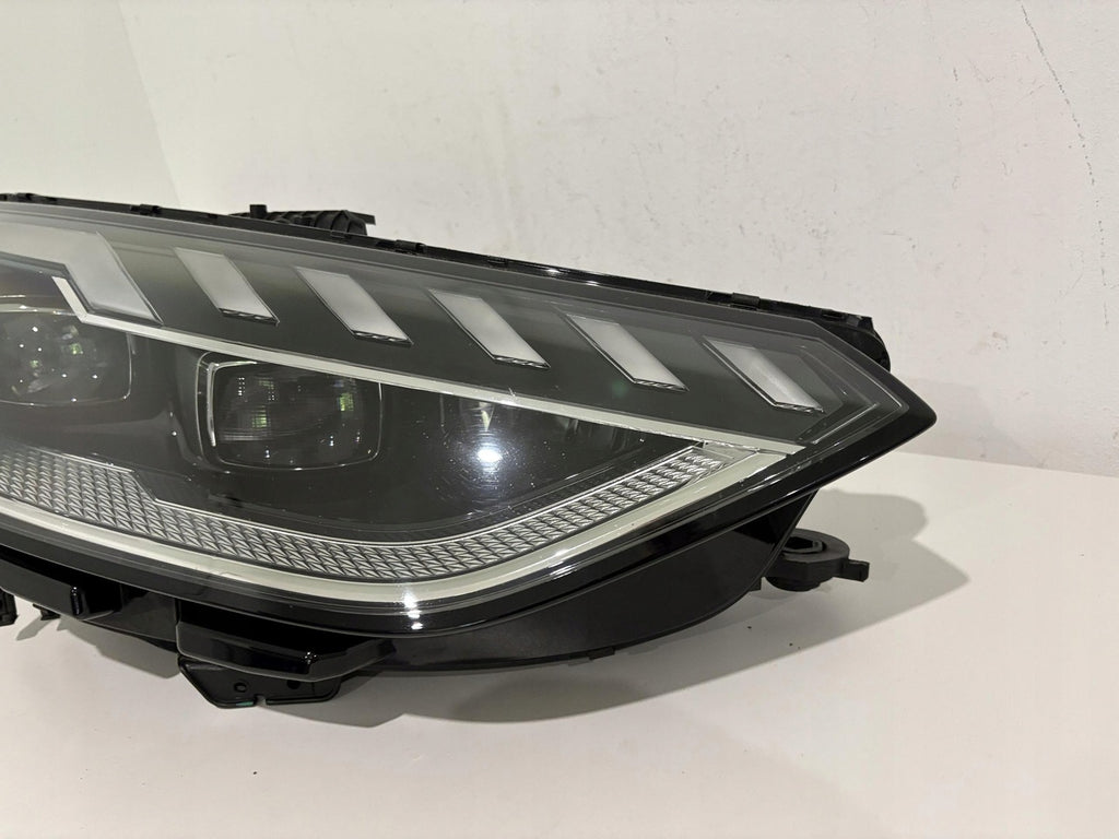 Frontscheinwerfer Audi A4 B9 Avant 8W0941036E 030111723600 LED Rechts Headlight