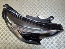 Laden Sie das Bild in den Galerie-Viewer, Frontscheinwerfer Renault Clio I V 260100902R Rechts Scheinwerfer Headlight SCH3820975475ce