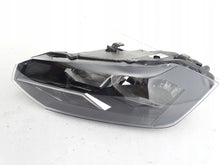 Laden Sie das Bild in den Galerie-Viewer, Frontscheinwerfer VW Polo 2G1941005 Links Scheinwerfer Headlight