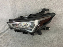 Laden Sie das Bild in den Galerie-Viewer, Frontscheinwerfer Cupra Born 00218556-13 LED Rechts Scheinwerfer Headlight SCH2725170753cj