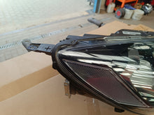 Laden Sie das Bild in den Galerie-Viewer, Frontscheinwerfer Ford Kuga LV4B-13E014-FE 20244B-13E014-FE LED Rechts Headlight SCH3275408486be