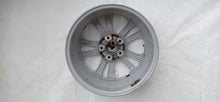 Laden Sie das Bild in den Galerie-Viewer, 1x Alufelge 16 Zoll 6.5" 5x114.3 50ET Glanz Silber 52910-A2220 Kia Ceed FEL2699353588ev