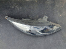 Laden Sie das Bild in den Galerie-Viewer, Frontscheinwerfer Kia Sportage 921023U270 01130404 Rechts Scheinwerfer Headlight SCH4783719925em