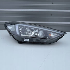 Frontscheinwerfer Hyundai Tucson D792111A20 Rechts Scheinwerfer Headlight SCH8293119739gv
