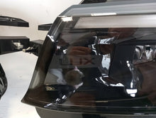 Laden Sie das Bild in den Galerie-Viewer, Frontscheinwerfer Opel Combo 9852795980 9852840480 Ein Stück (Rechts oder Links) SCH3213030349ha