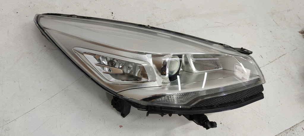 Frontscheinwerfer Ford Kuga II L1TB-13E015-CG LED Ein Stück (Rechts oder Links)