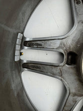 Load image into Gallery viewer, 1x Alufelge 18 Zoll 9.0" 5x112 54ET A2124010400 Mercedes-Benz Rim Wheel FEL6227423182kf