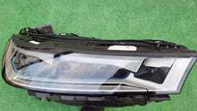 Laden Sie das Bild in den Galerie-Viewer, Frontscheinwerfer BMW 5A3CEA2-04 Rechts Scheinwerfer Headlight